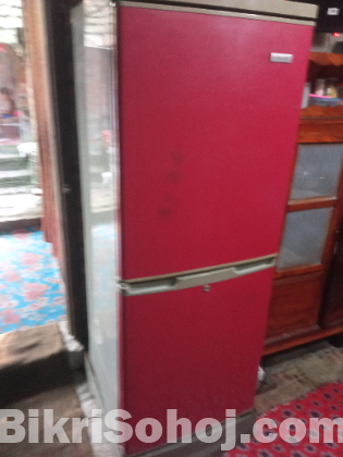 ফ্রিজ বিক্রি করা হবে